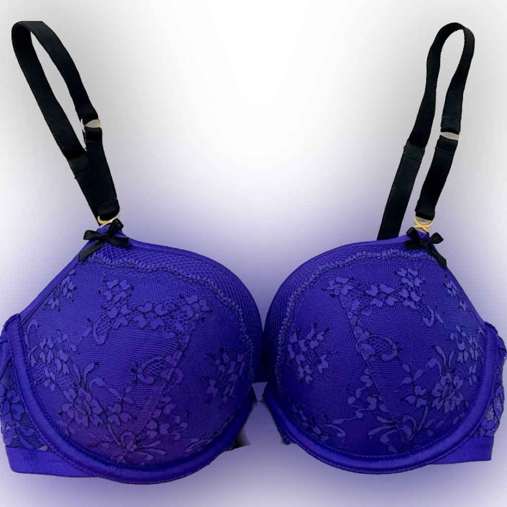 Victoria’s Secret Lace Bra Very Sexy Padded Demi Purple Black w Gold NWOT